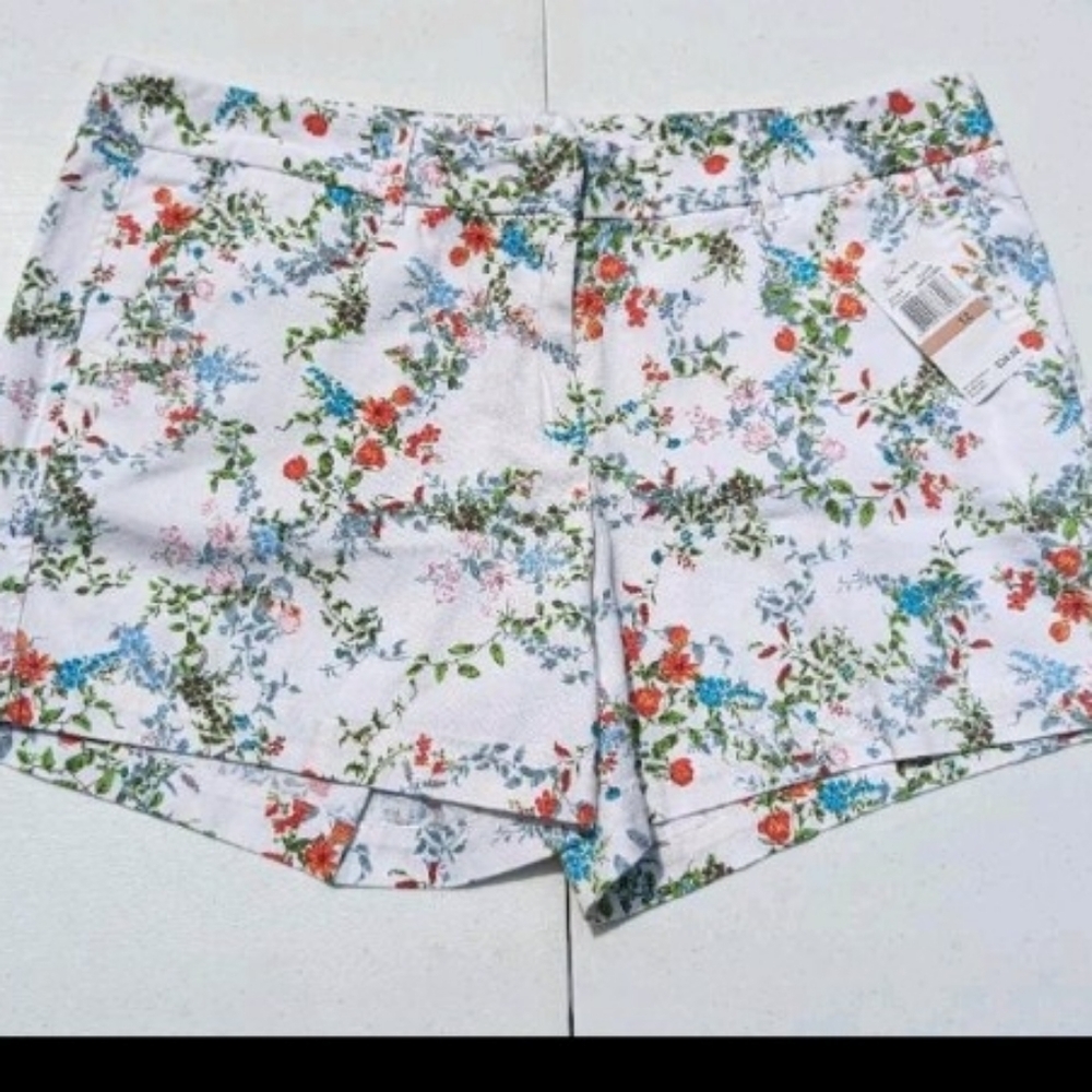Land N Sea Floral Print Woven Shorts